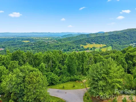 999 Perrion Avenue Weaverville NC 28787