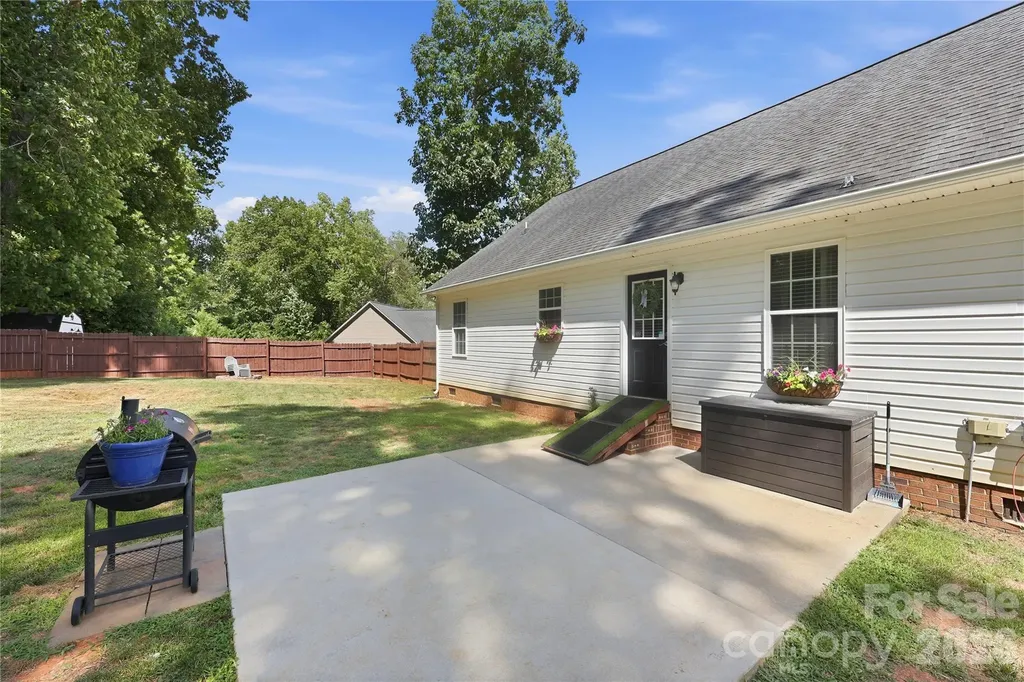 175 Rose Brier Lane Salisbury NC 28146
