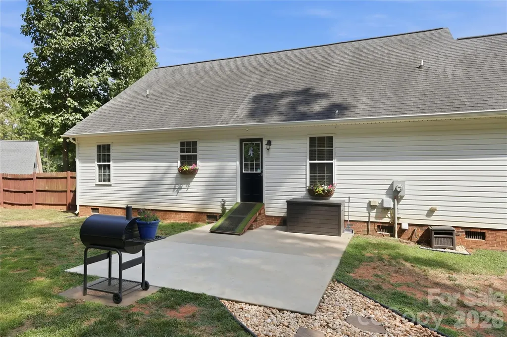 175 Rose Brier Lane Salisbury NC 28146