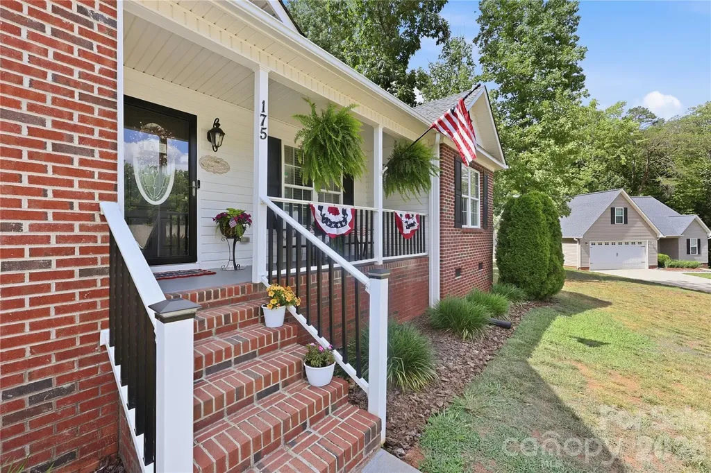 175 Rose Brier Lane Salisbury NC 28146