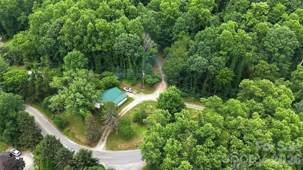 402 Sharon Road Fairview NC 28730