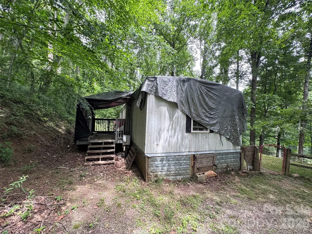 402 Sharon Road Fairview NC 28730