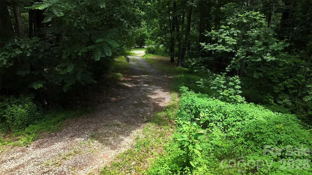 402 Sharon Road Fairview NC 28730