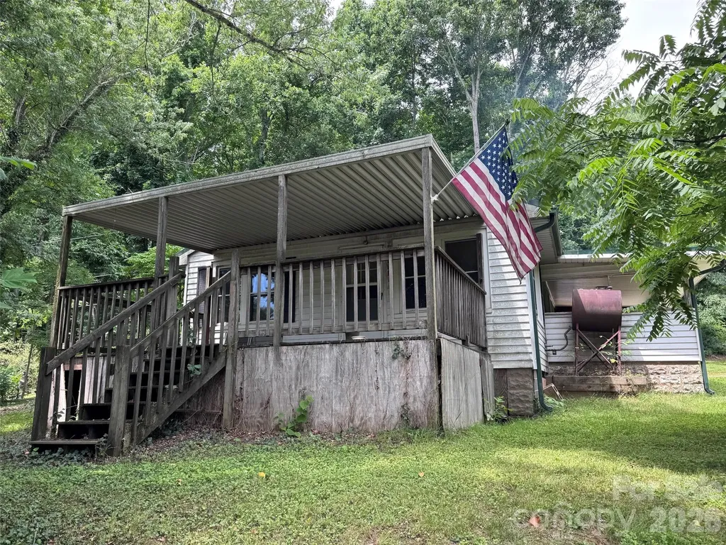 402 Sharon Road Fairview NC 28730