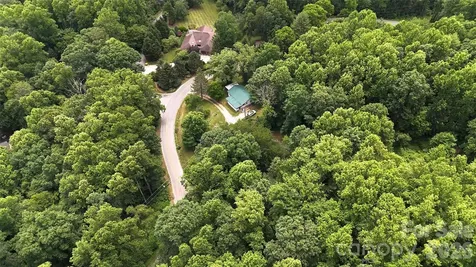 402 Sharon Road Fairview NC 28730