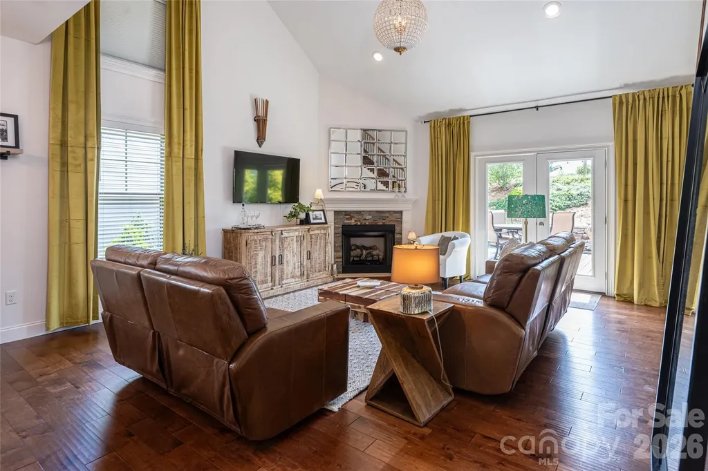 17 Asher Lane Arden NC 28704
