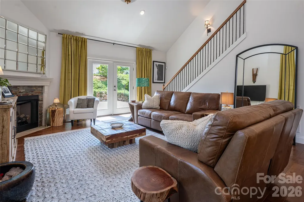 17 Asher Lane Arden NC 28704