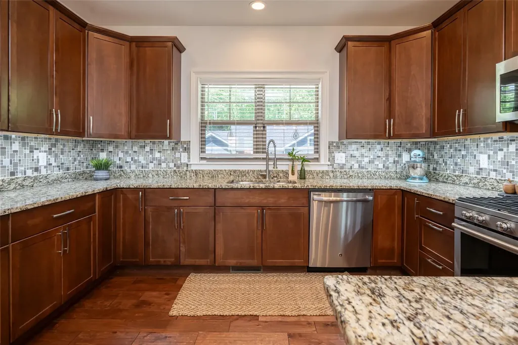 17 Asher Lane Arden NC 28704