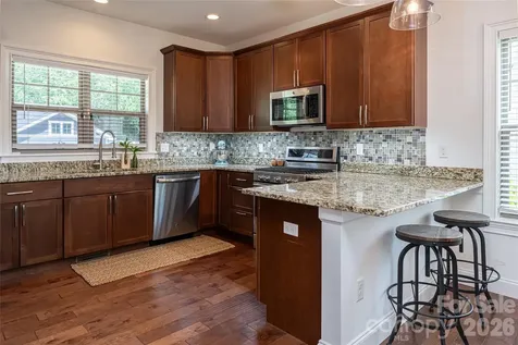 17 Asher Lane Arden NC 28704