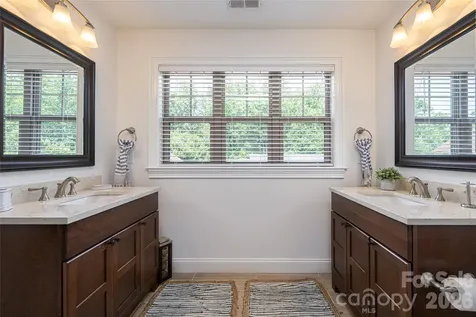 17 Asher Lane Arden NC 28704