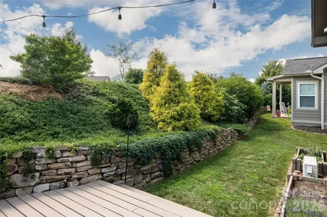 17 Asher Lane Arden NC 28704