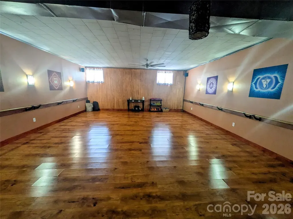 195 W Statesville Avenue Mooresville NC 28115