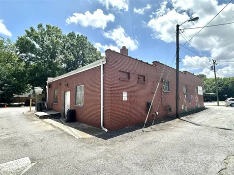 195 W Statesville Avenue Mooresville NC 28115