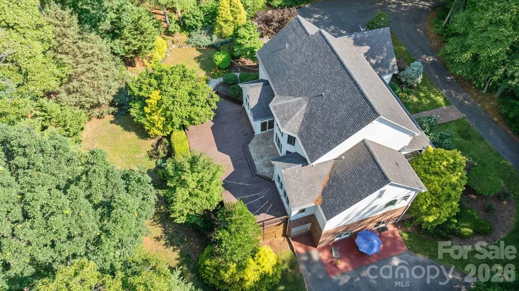 107 Windsong Extension Fairview NC 28730