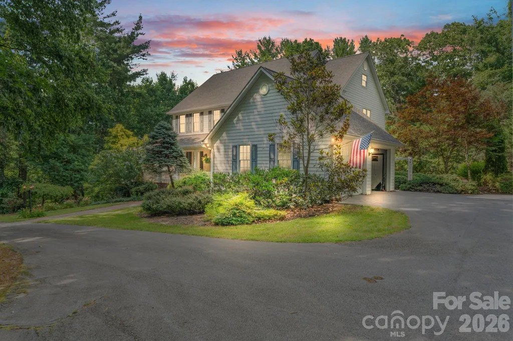 107 Windsong Extension Fairview NC 28730
