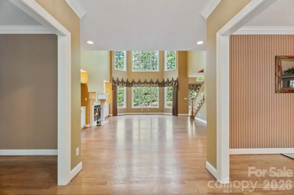 107 Windsong Extension Fairview NC 28730