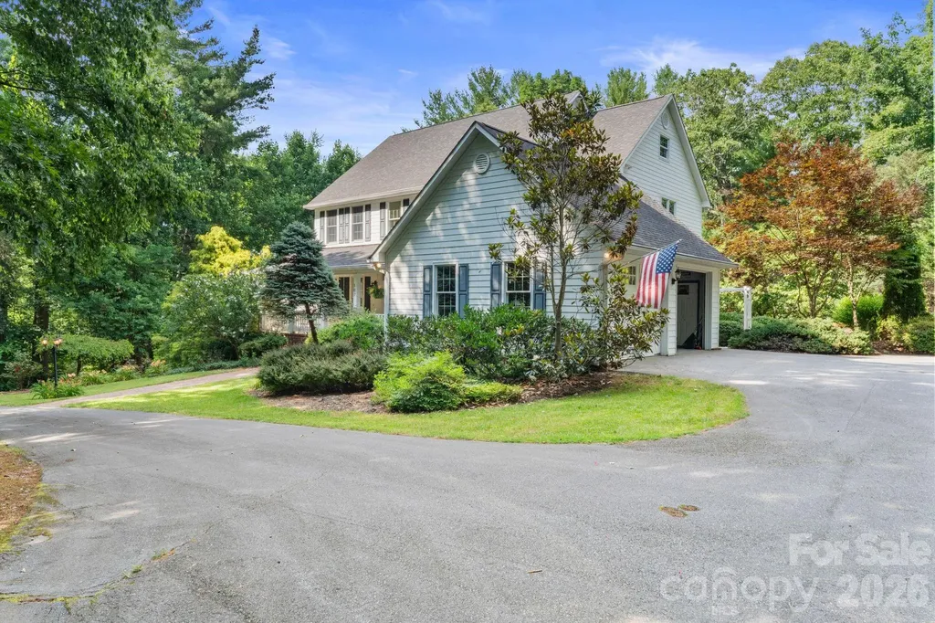 107 Windsong Extension Fairview NC 28730