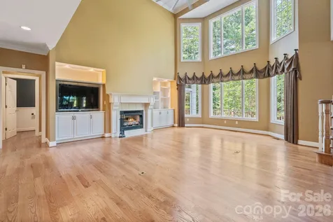 107 Windsong Extension Fairview NC 28730