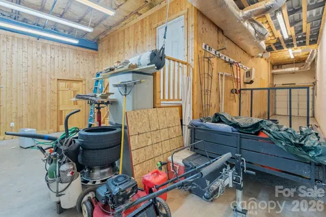 107 Windsong Extension Fairview NC 28730
