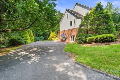 107 Windsong Extension Fairview NC 28730