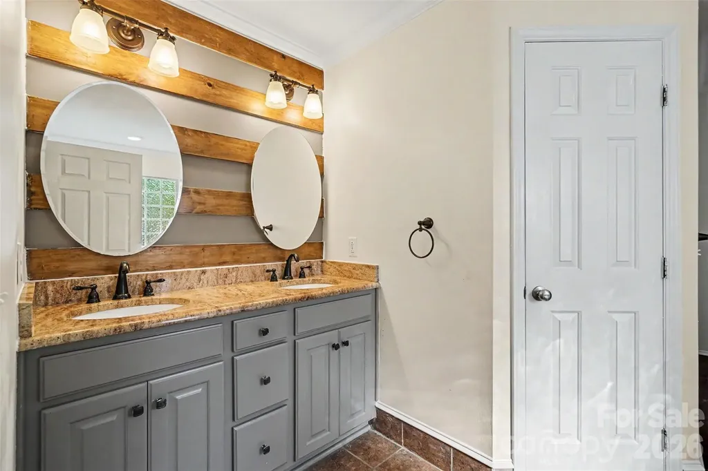 6826 Teal Drive Denver NC 28037