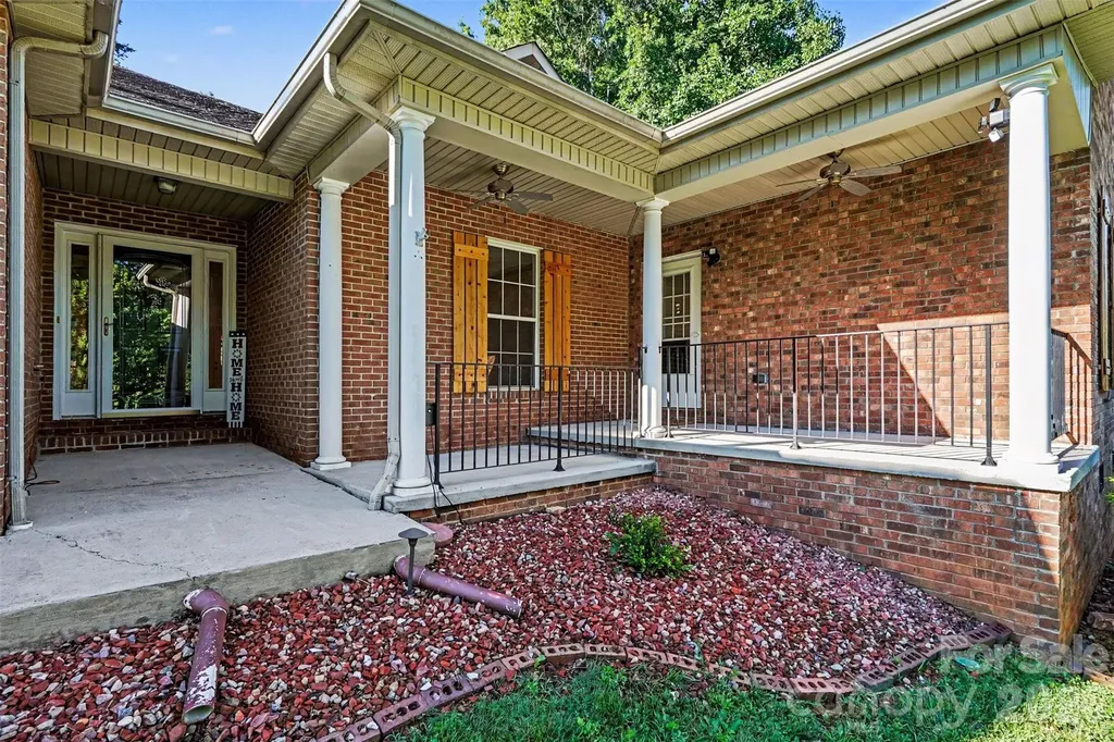 6826 Teal Drive Denver NC 28037