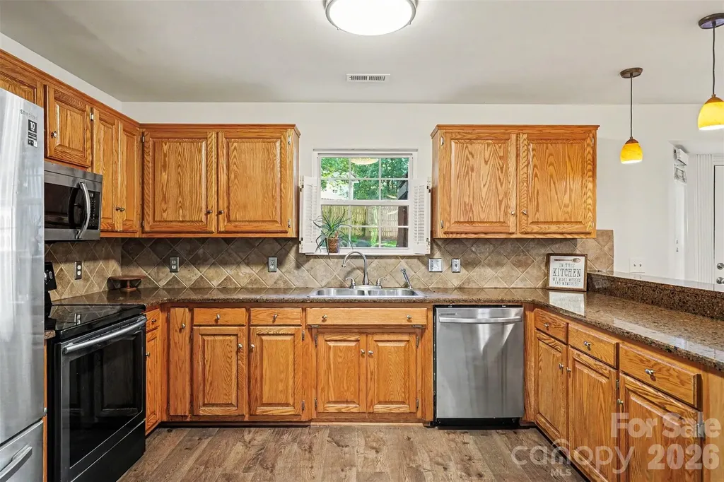 6826 Teal Drive Denver NC 28037