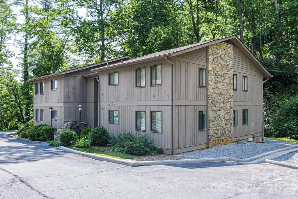 55 Lake Drive Laurel Park NC 28739