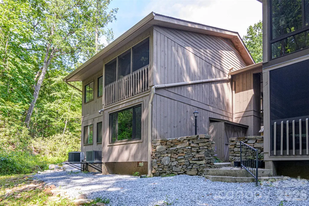 55 Lake Drive Laurel Park NC 28739