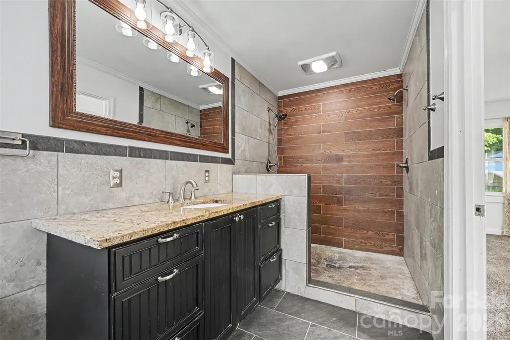 407 S Beaver Street Landis NC 28088