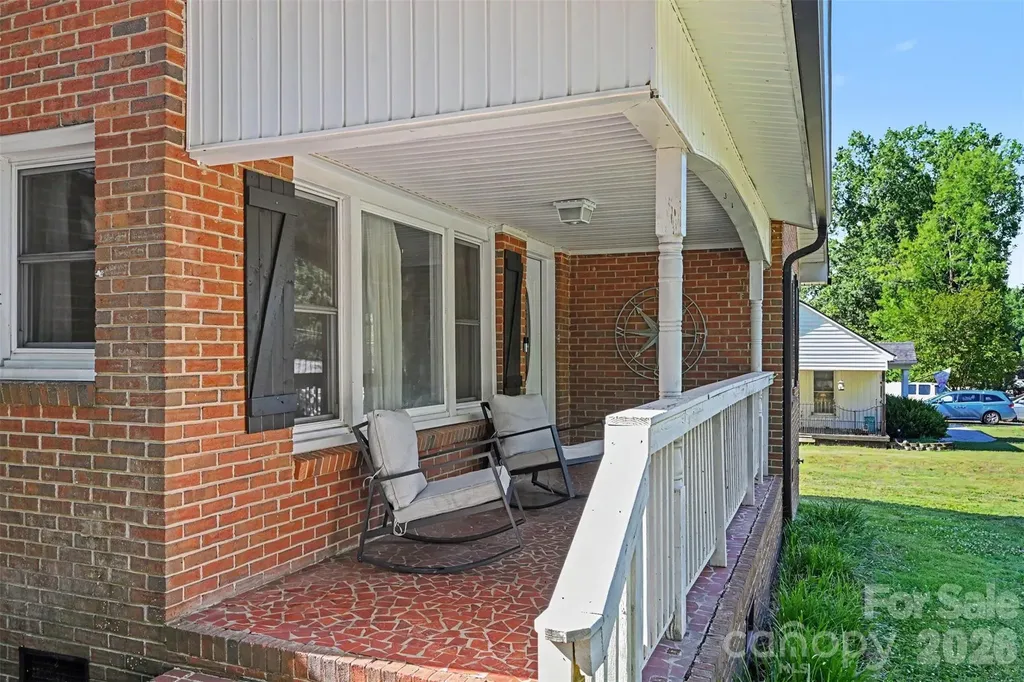 407 S Beaver Street Landis NC 28088