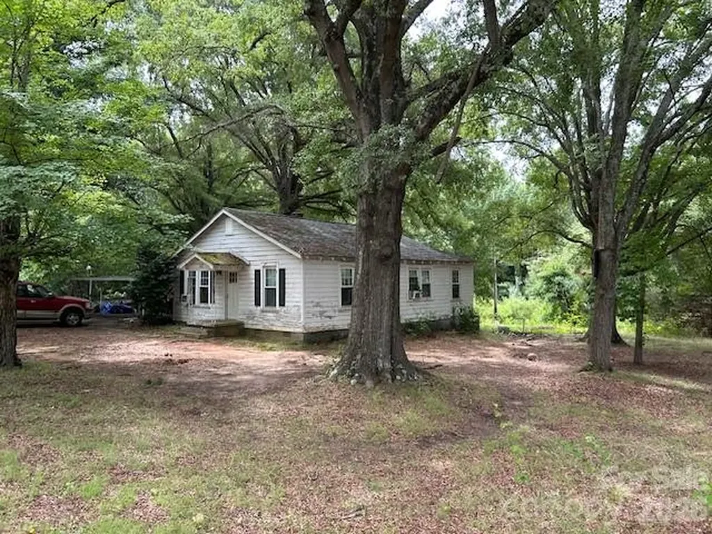 145 Alexander Acres Road Mooresville NC 28115