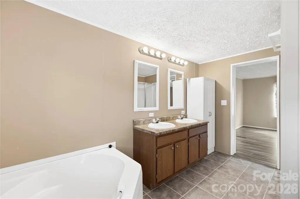245 Mountain Grove Road Canton NC 28716