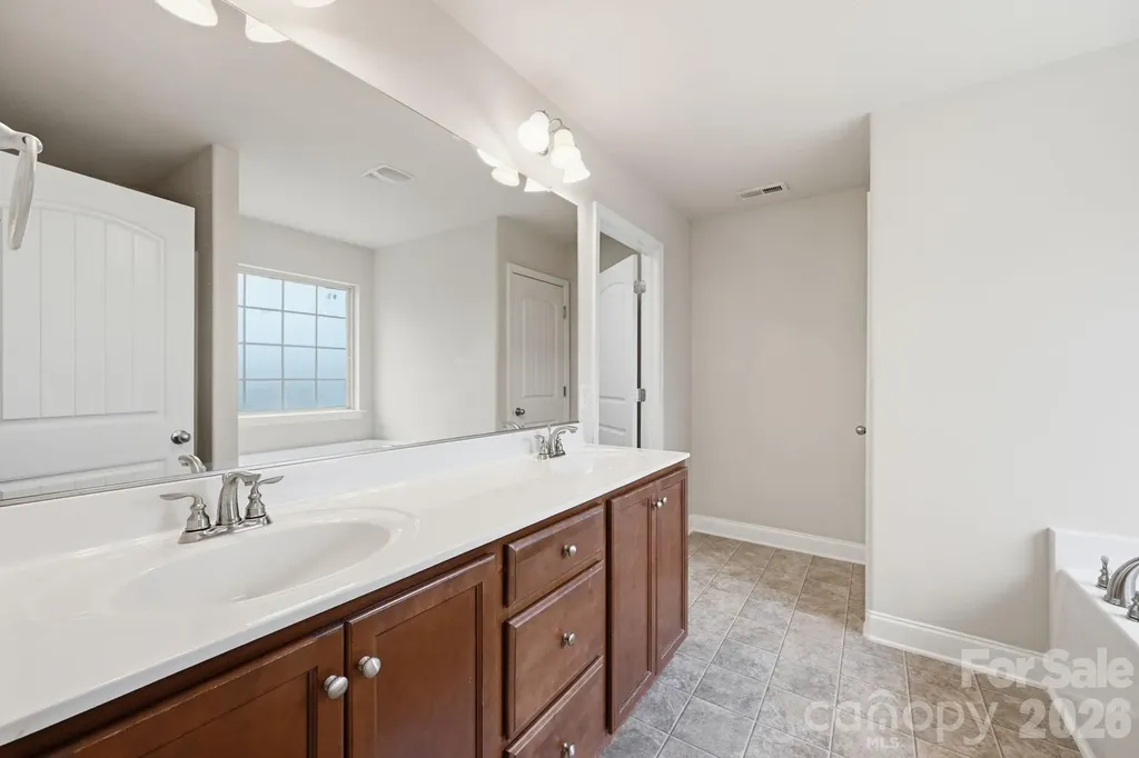 7820 Rockland Drive Charlotte NC 28213