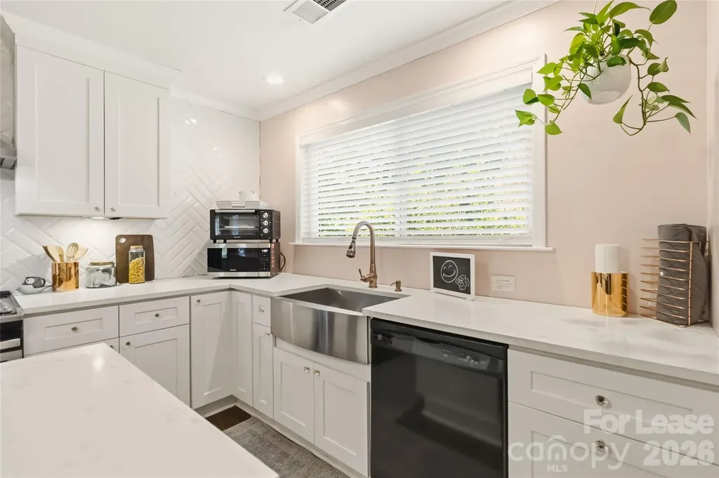 4231 Firethorne Road Charlotte NC 28205