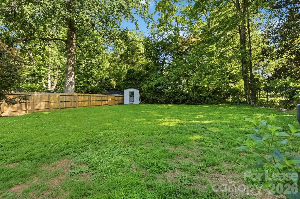 4231 Firethorne Road Charlotte NC 28205