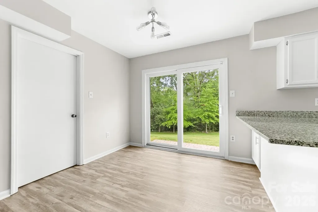 616 Silversmith Lane Charlotte NC 28270