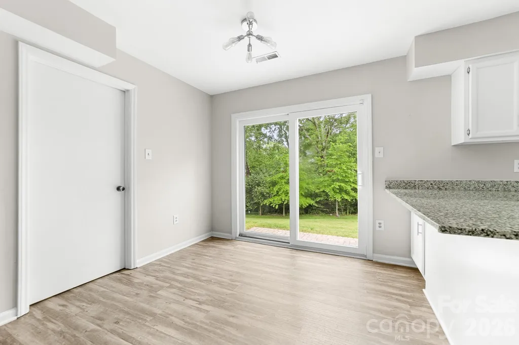 616 Silversmith Lane Charlotte NC 28270