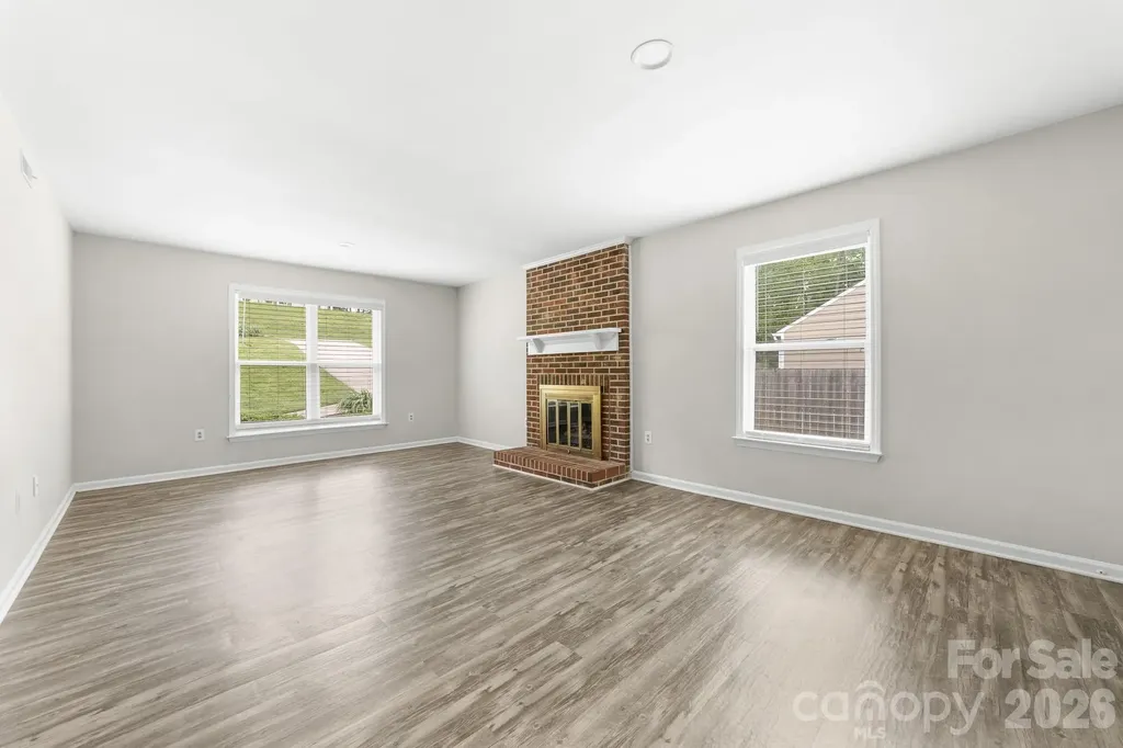 616 Silversmith Lane Charlotte NC 28270