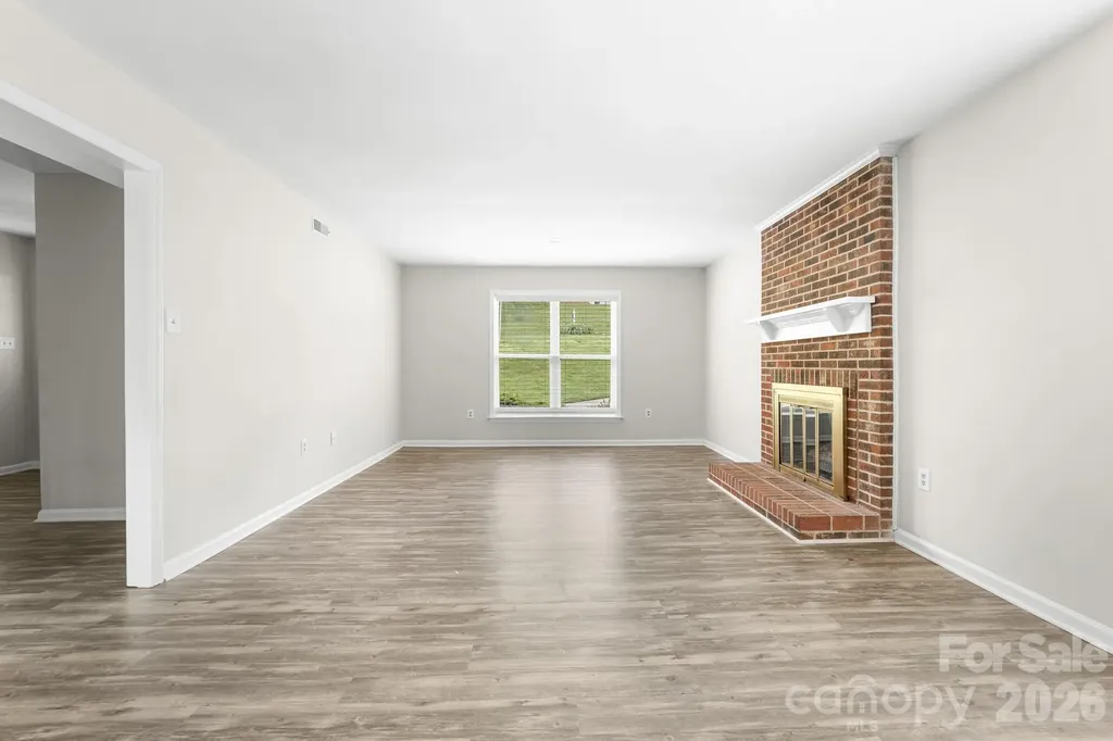 616 Silversmith Lane Charlotte NC 28270