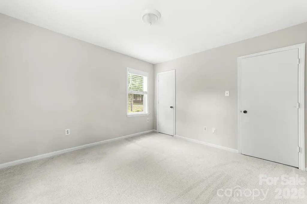 616 Silversmith Lane Charlotte NC 28270