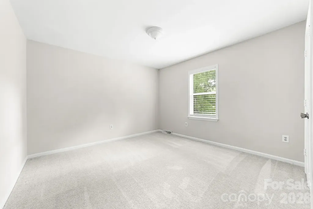 616 Silversmith Lane Charlotte NC 28270
