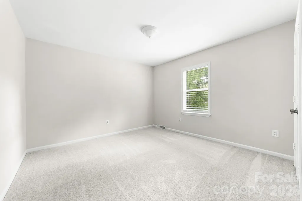 616 Silversmith Lane Charlotte NC 28270