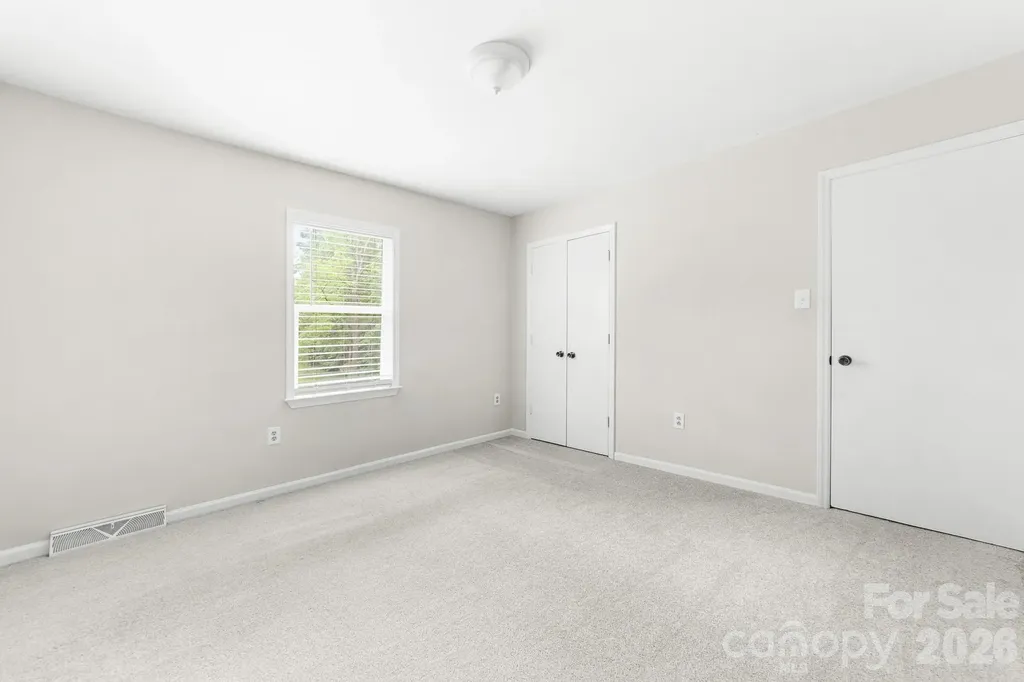616 Silversmith Lane Charlotte NC 28270