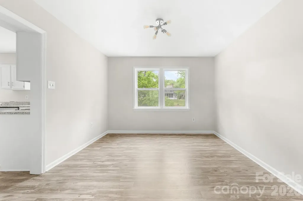 616 Silversmith Lane Charlotte NC 28270