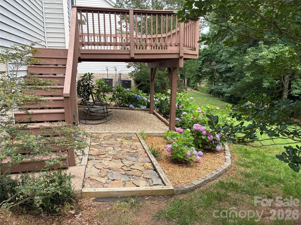 12025 Harmon Lane Pineville NC 28134