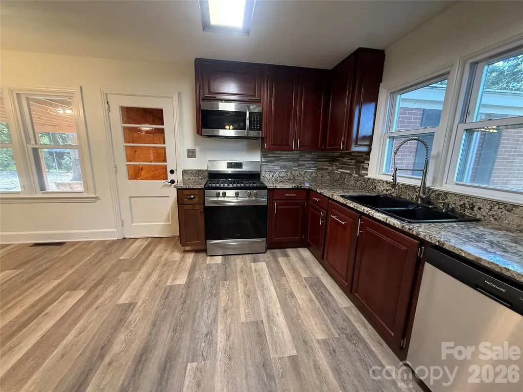 148 Barium Lane Statesville NC 28677