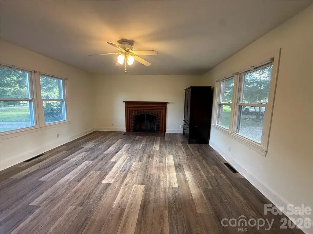 148 Barium Lane Statesville NC 28677