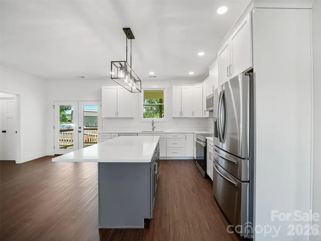 105 Crowder Hills Lane Asheville NC 28804