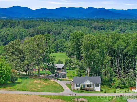 105 Crowder Hills Lane Asheville NC 28804